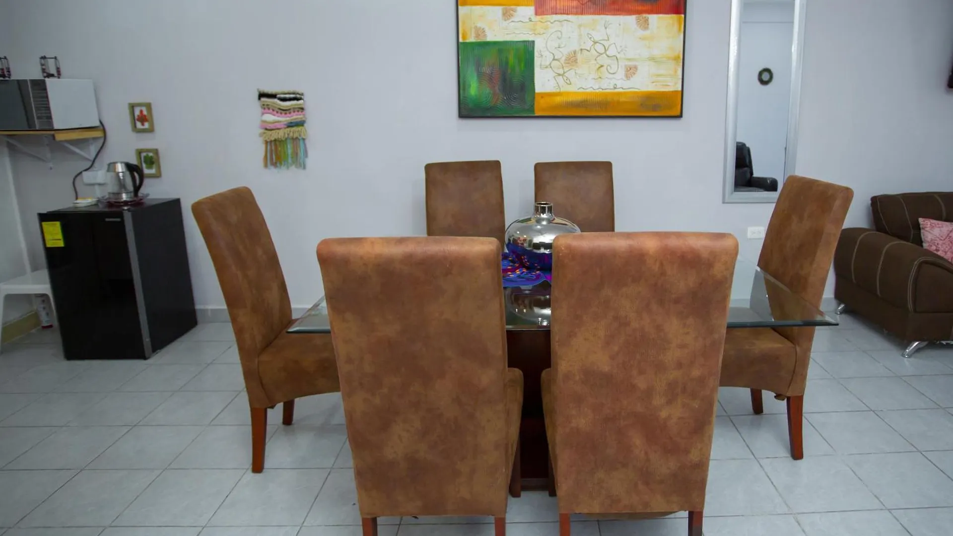 Centrico Y Comodo Departamento, Sobre Avenida Principal En Cancun. 멕시코